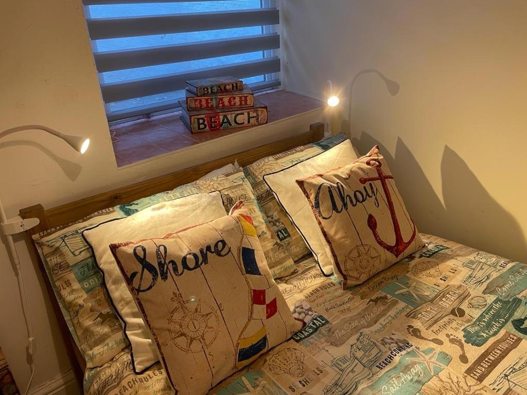 Harbour Side, Garden Apartment Торки Екстериор снимка